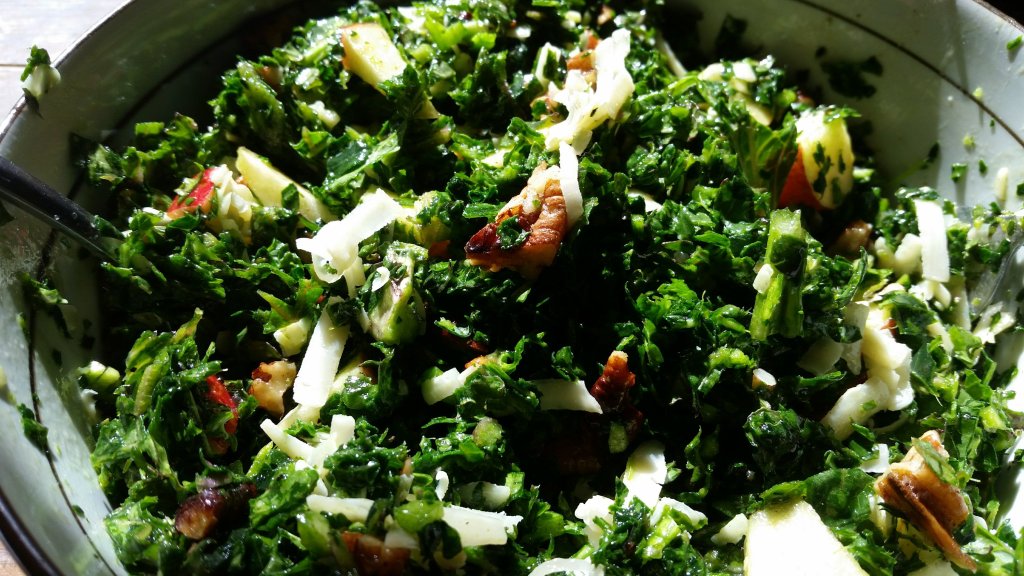 Kale apple and cheddar salad